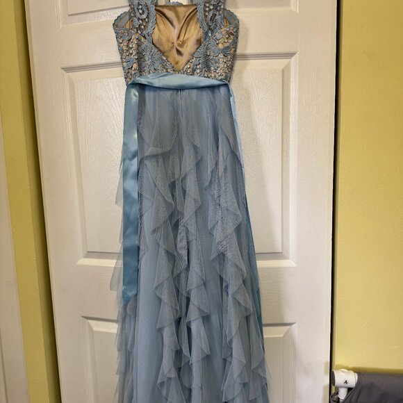 Light Blue Ruffle Floor Length Prom Dress - Juniors Size 3 - Picture 5 of 5
